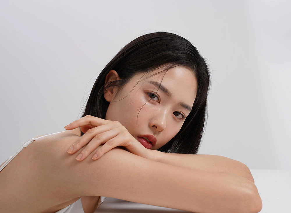 Asian Double Eyelid treatment at RejuuvMed Toronto — Choosing Your Surgeon